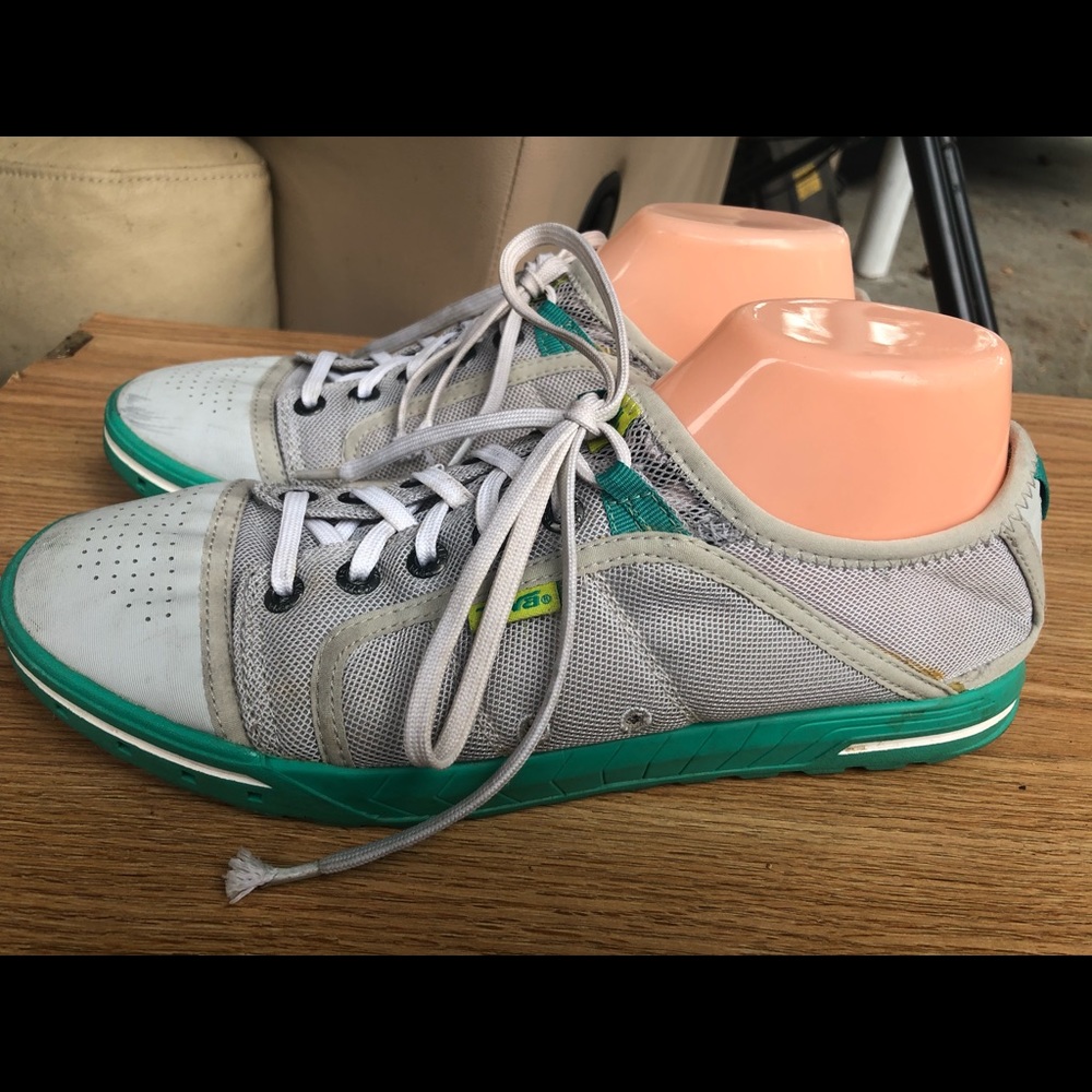 Teva Womens Lace-Up Hybrid Water Gray Mesh Sneaker
